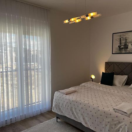 Blini Exclusive Lejlighed Pristina Eksteriør billede
